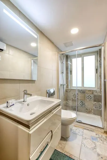 Charming, Designer 1 Bedroom Valletta Loft By 360 Estates